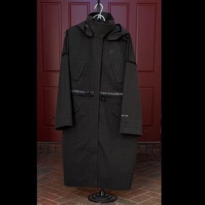Nike Tech-Pack Storm-Fit ADV coat